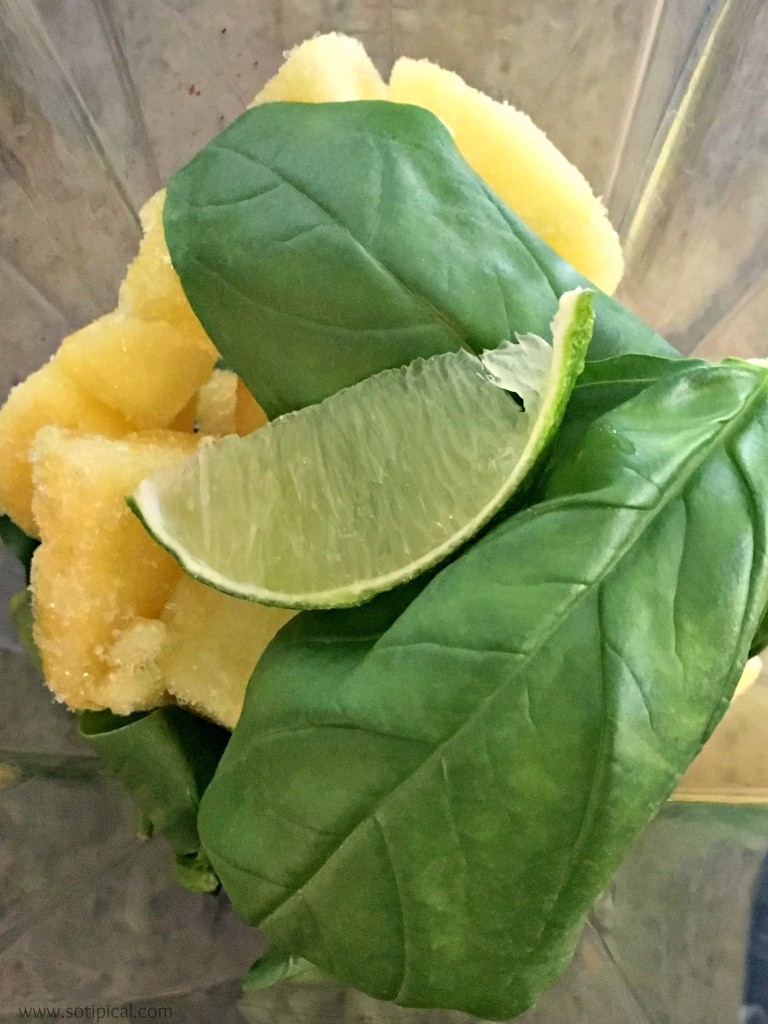 minty pineapple green smoothie ingredients