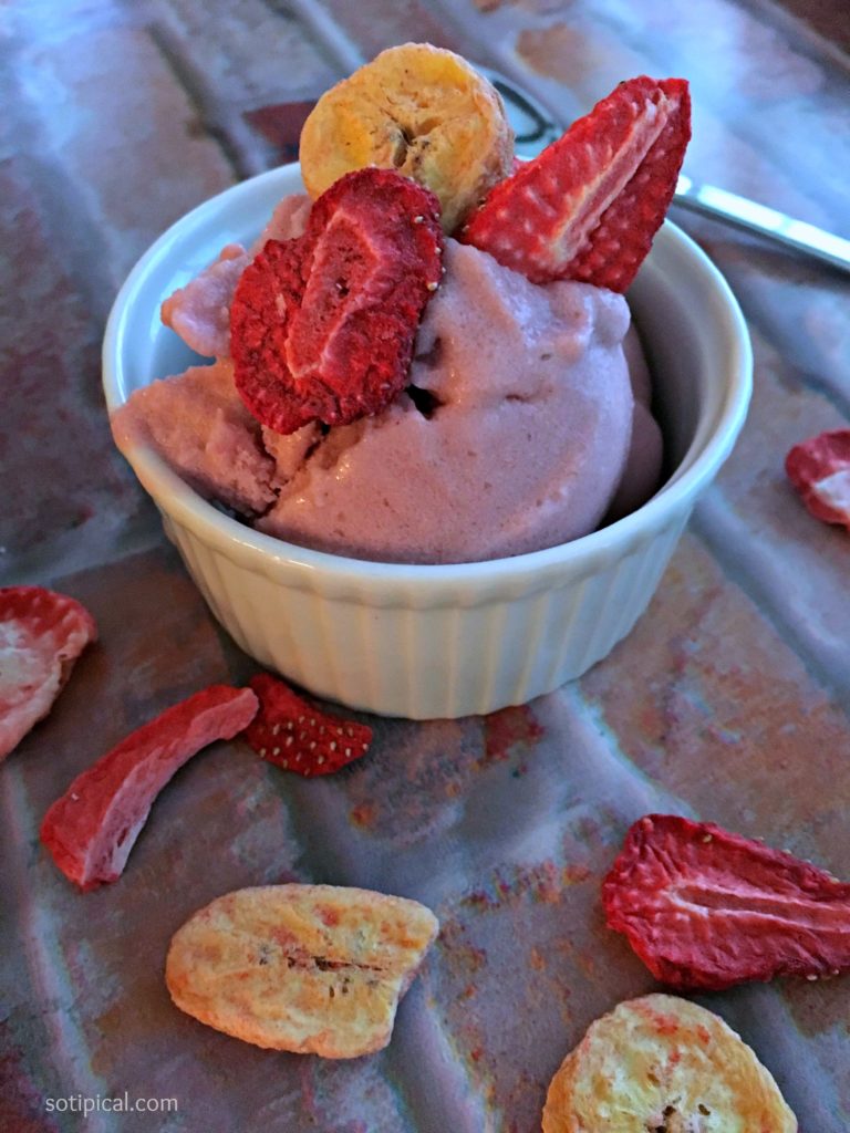 vegan strawberry banana ice cream