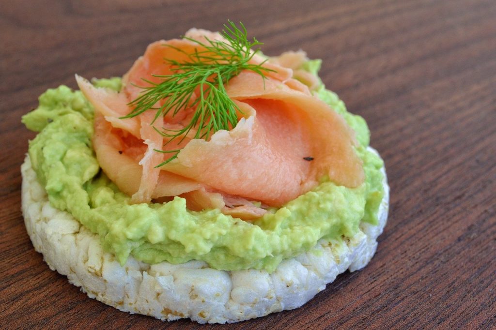 healthy breakfast avocado salmon